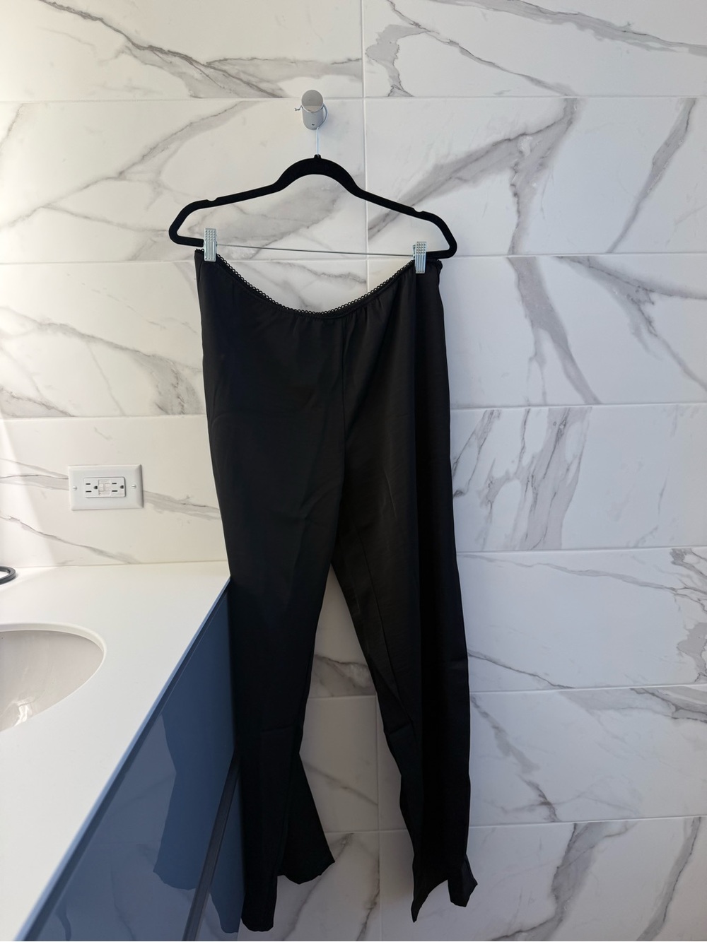 Lioness in bloom pant